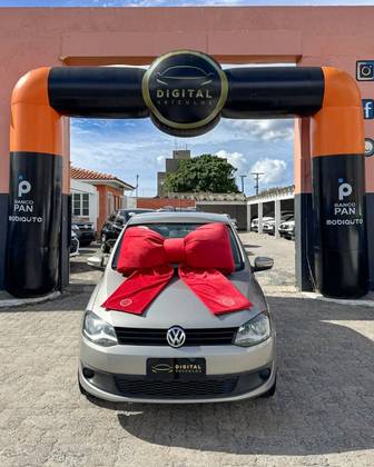 VOLKSWAGEN FOX 1.6 MI 8V FLEX 4P MANUAL VOLKSWAGEN FOX 1.6 MI 8V FLEX 4P MANUAL